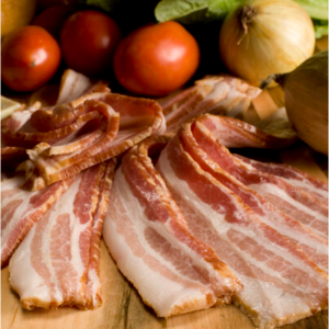 未腌制的山核桃烟熏培根