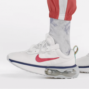 Nike Air Max 2021 女款休閑鞋5.5折促銷 
