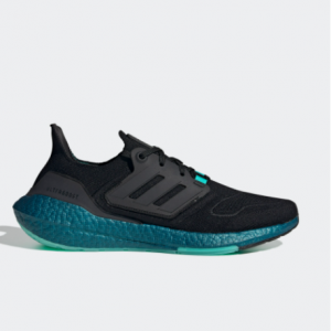adidas ULTRABOOST 22 跑步鞋