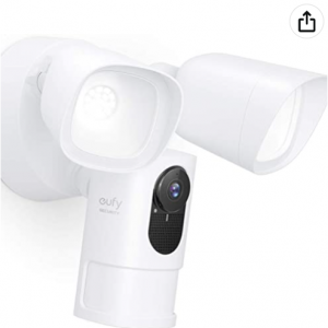 Amazon.com - eufy Security Floodlight 帶照明燈 1080p 戶外智能攝像頭，直降$67