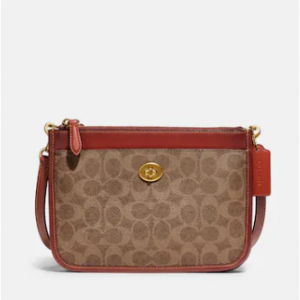 Coach Slim 斜挎包