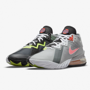 43% Off LeBron 18 Low 'Bugs vs Marvin' Basketball Shoes @ Nike US 