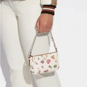 Coach Nolita 19 With Spaced Floral Field Print Sale For You! @ Coach Outlet