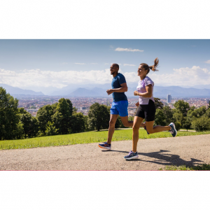 Brooks Ghost 14 vs. Adrenaline GTS 22 vs. Glycerin 19 vs. Launch 8: Differences and Reviews 2025