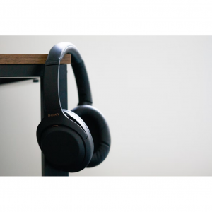 Sony WH-1000XM5 vs. Sony WH-1000XM4 vs. WH-1000XM3: Differences and Reviews 2025