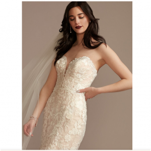 Up To 60% Off Sale @ David's Bridal