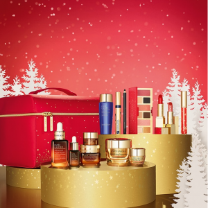 2022 Holiday Blockbuster Set @ Estee Lauder 