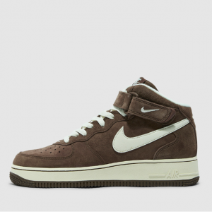 Nike Air force 1 mid 运动鞋