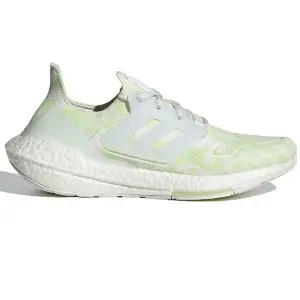 adidas Women's Ultraboost 22 Running Shoe Size 6.5 Sale @ Amazon.com