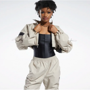 Reebok Cardi B Woven Crop 夹克