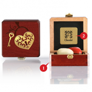 桃花心木盒子含2颗巧克力 | 79 x 78 x 38 mm | 18 g