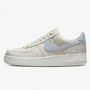 Nike Air Force 1 '07 SE 女士板鞋