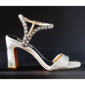 Badgley Mischka 水晶风格高跟凉鞋