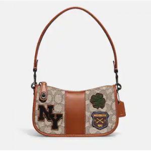 Coach Swinger 20 In Signature Jacquard With Varsity Patches Sale @ Coach 