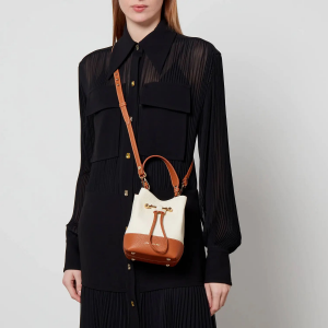 Strathberry 水桶包