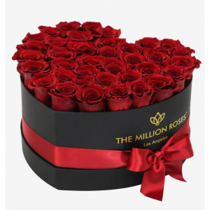 Romantic Roses Gift @ The Million Roses