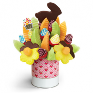 复活节兔子水果花束