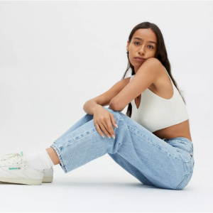 80% Off Levi’s® Vintage Dad Jean @ Urban Outfitters