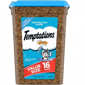 TEMPTATIONS Classic Crunchy and Soft Cat Treats Tempting Tuna Flavor, 16 oz. Tub @ Amazon