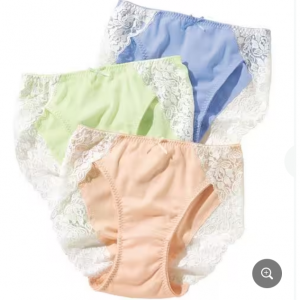 綿100%レーシィショーツ・色違い3枚組(ビキニタイプ・はきこみ丈浅め)