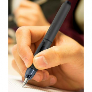 ノック式万年筆　キュリダス　Ｆ（細字）　ブラック