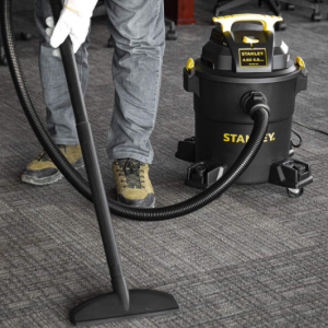 Stanley - SL18116P Wet/Dry Vacuum, 6 Gallon, 4 Horsepower Black @ Amazon