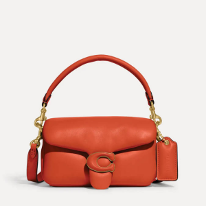 Coach Covered C Closure Pillow Tabby 18 手提包