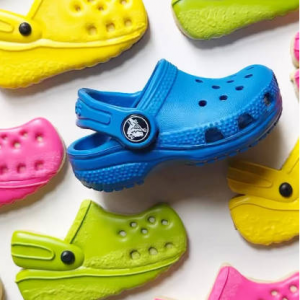 Crocs US 精選折扣區時尚洞洞鞋、涼鞋等折上折特惠 