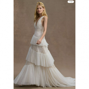 BHLDN OttoV领曳地婚纱