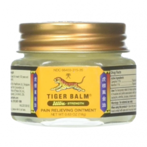 Tiger Balm Ultra Strength Pain Relieving Ointment Non-Staining 18 gm @ Amazon