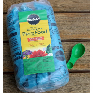 Miracle-Gro 4001234 萬能型水溶性植物肥料 6.25磅 超值裝 @ Amazon