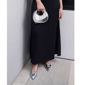 Charles & Keith Metallic Sculptural Knot 尖头平底鞋