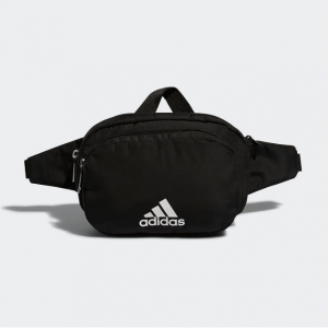 Urban Outfitters官网 adidas Must Have 黑色腰包额外6折热卖 