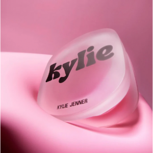 Kylie Cosmetics官网上新！唇颊两用腮红膏新色