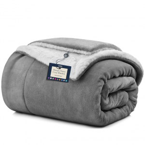 BELADOR Throw Blanket - Fleece Blankets 50"x60" @ Amazon