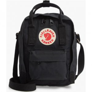 Fjällräven Kånken 防水单肩包手提包 @ Nordstrom