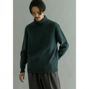 ヤクウールタートルネックニット