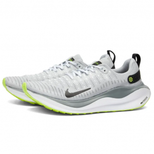 NIKE REACT INFINITY RUN FLYKNIT 4 跑鞋