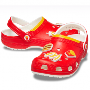 Crocs US官網 Mcdonald's X Crocs 聯名款紅色中性款洞洞鞋75折熱賣 