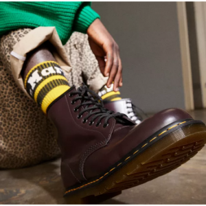 31% Off 1460 Burgundy Smooth Leather Lace Up Boots @ Dr. Martens UK