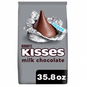 HERSHEY'S KISSES Milk Chocolate, Christmas Candy Party Pack, 35.8 oz @ Amazon