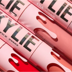 Spring Gift With Purchase Offer @ Kylie Cosmetics