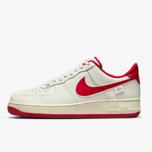 Nike Air Force 1 '07 男士板鞋