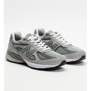 THE ICONIC官网 New Balance U990v4运动鞋6.6折热卖