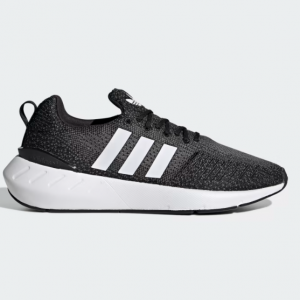 adidas Swift Run 22 运动鞋