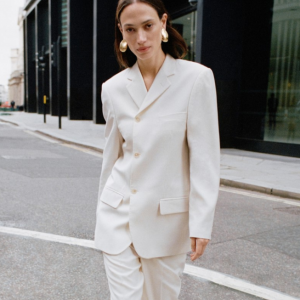 NET-A-PORTER APAC 精选Jacquemus、Versace、Aquazzura、Balmain等正价时尚大牌服饰鞋包限时促销