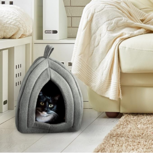 PETMAKER Cat House - Indoor Bed with Removable Foam Cushion @ Amazon