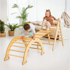 三合一蒙特梭利攀爬套装：三角梯 + 木拱门 + 滑板 – 米色新款