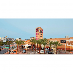 8家拉斯维加斯Outlets奥特莱斯及购物中心全攻略（地址/营业时间+品牌列表+必买推荐+退税+交通）- Premium Outlets, The Forum Shops等！