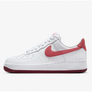 Nike Air Force 1 '07 女士运动板鞋